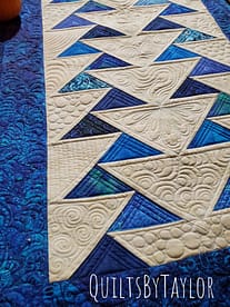 Handmade Quilts For Sale Custom Migrating Geese Quilt Cotton Migrating Geese Quilt Modern Migrating Geese Quilt for Sale Migrating Geese Pattern Quilt in Custom Colors